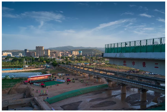 絲綢之路再現長虹,徠卡TS16助力渭河特大橋轉體合攏